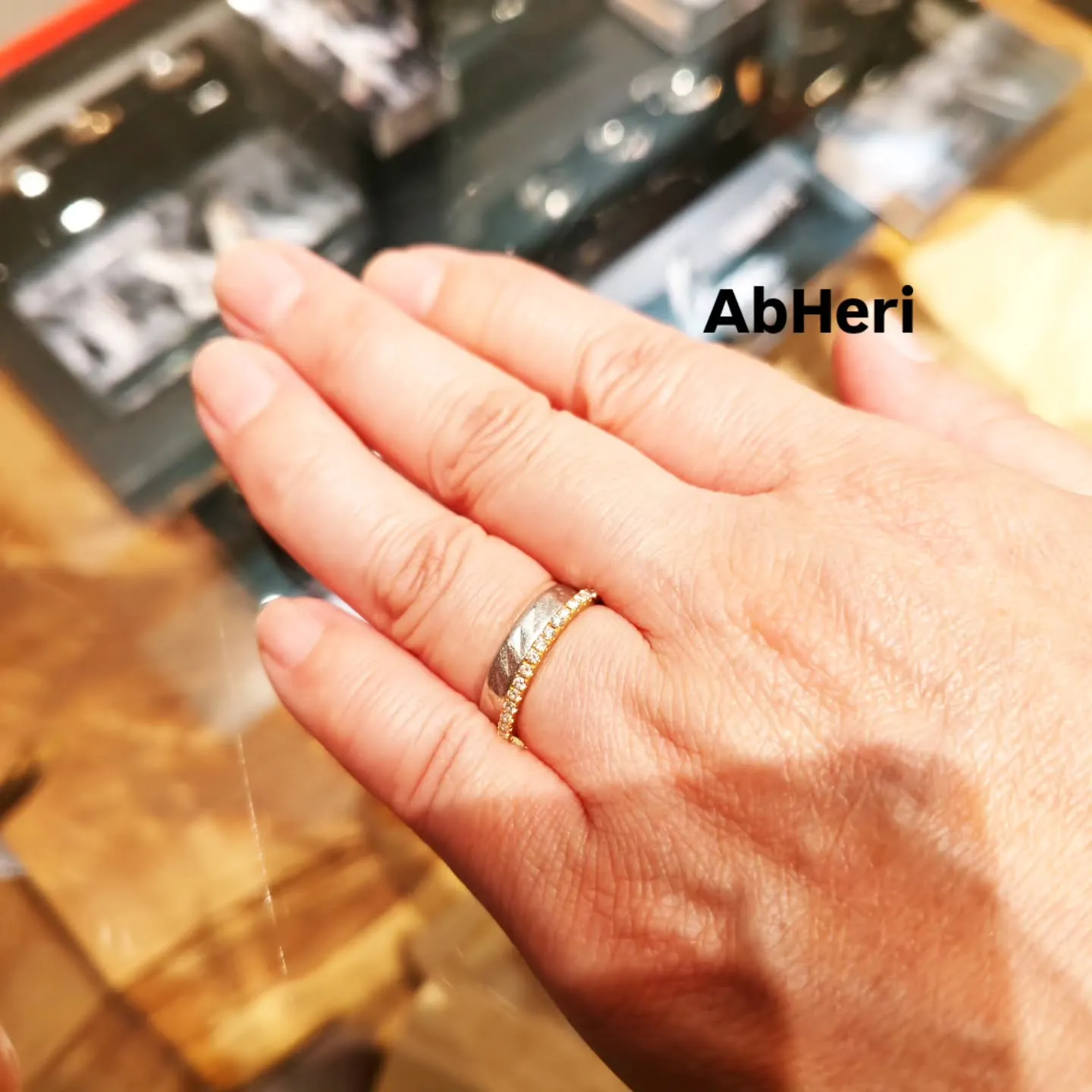 AbHeri